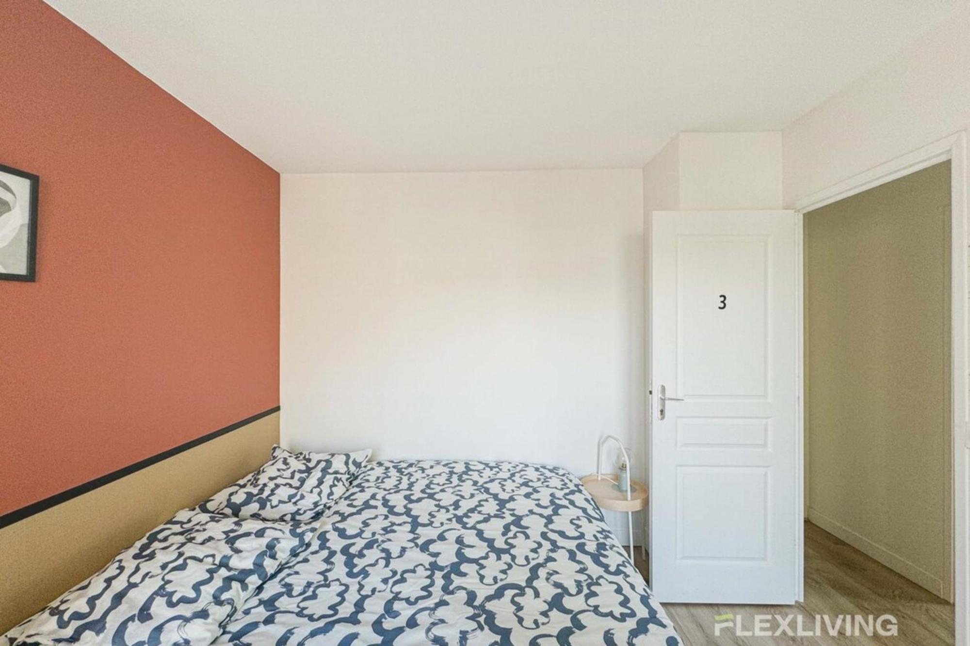 Flexliving - - Croix Nivert *